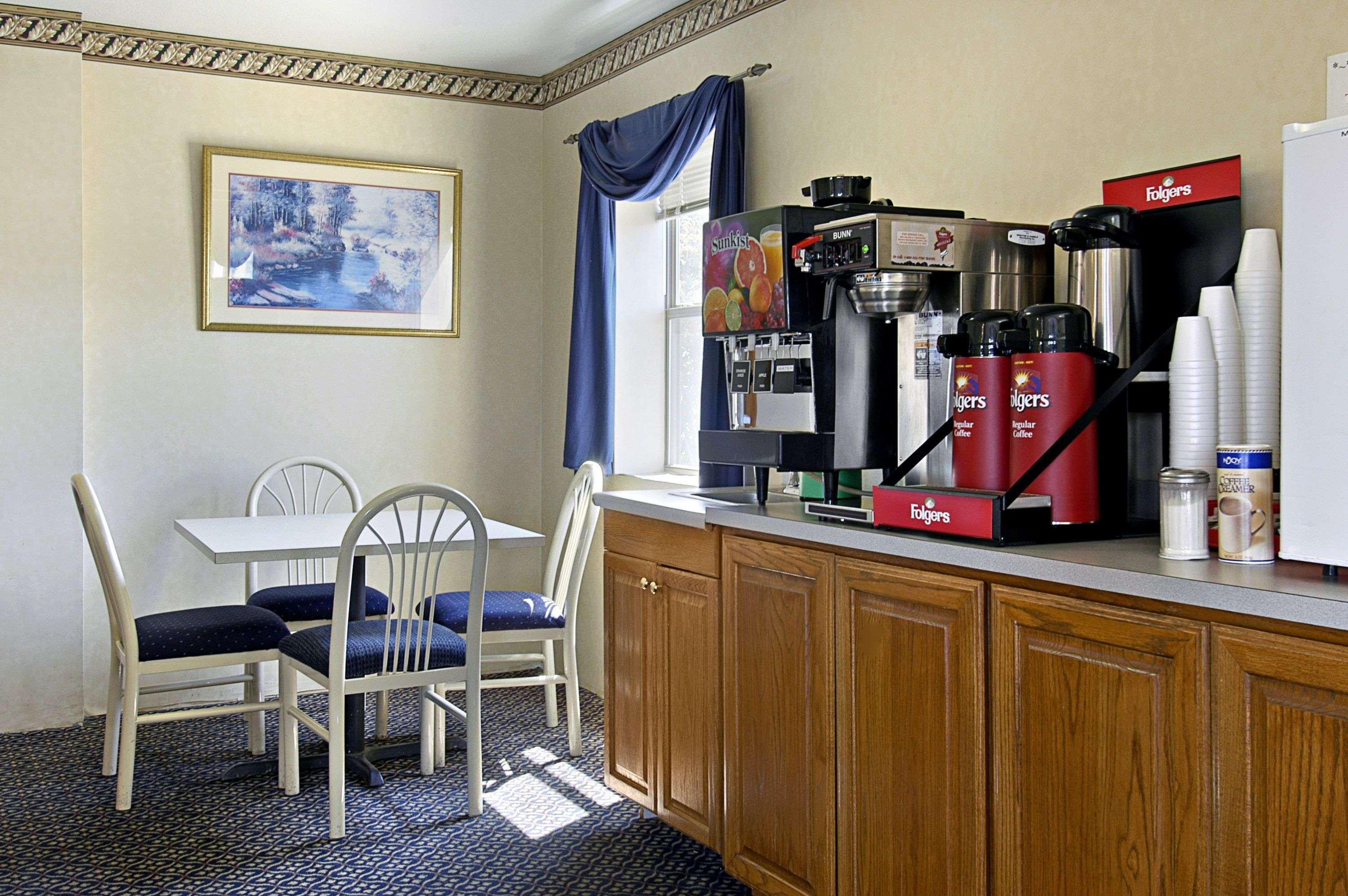 Super 8 By Wyndham Gasthof Wichita Falls