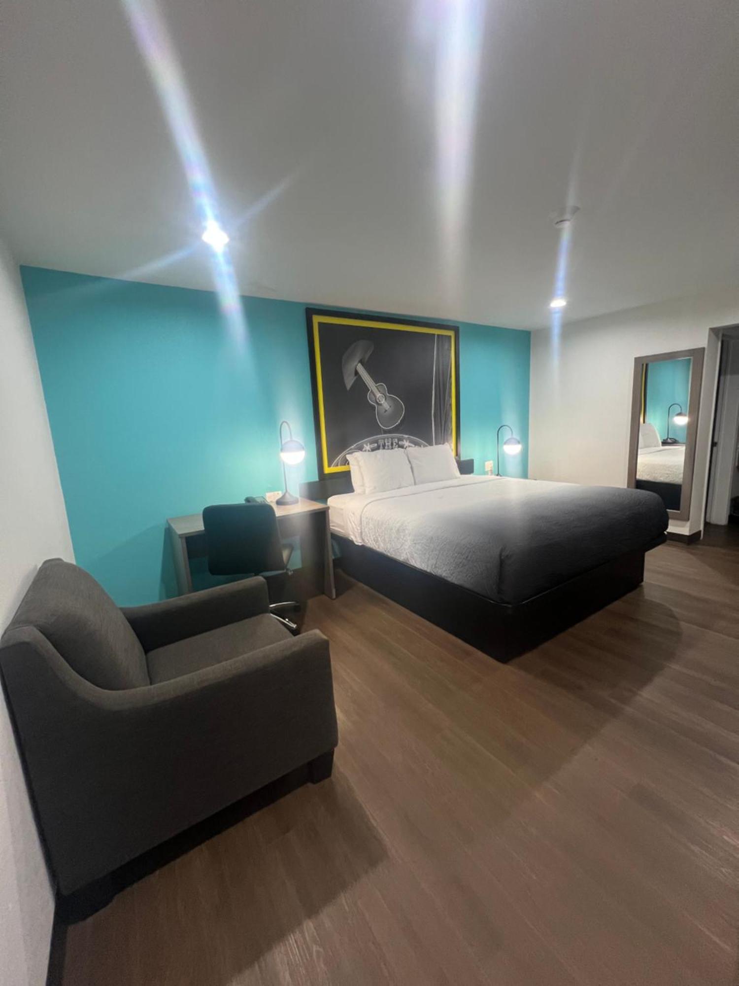 Super 8 By Wyndham Gasthof Wichita Falls
